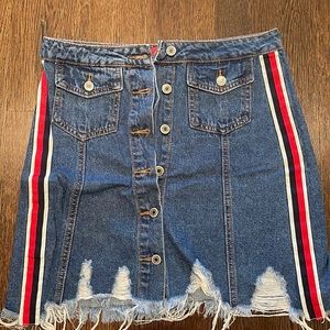 High waisted jean skirt with stripes on side